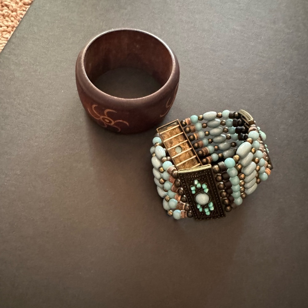 Bracelet bundle - Picture 2 of 3